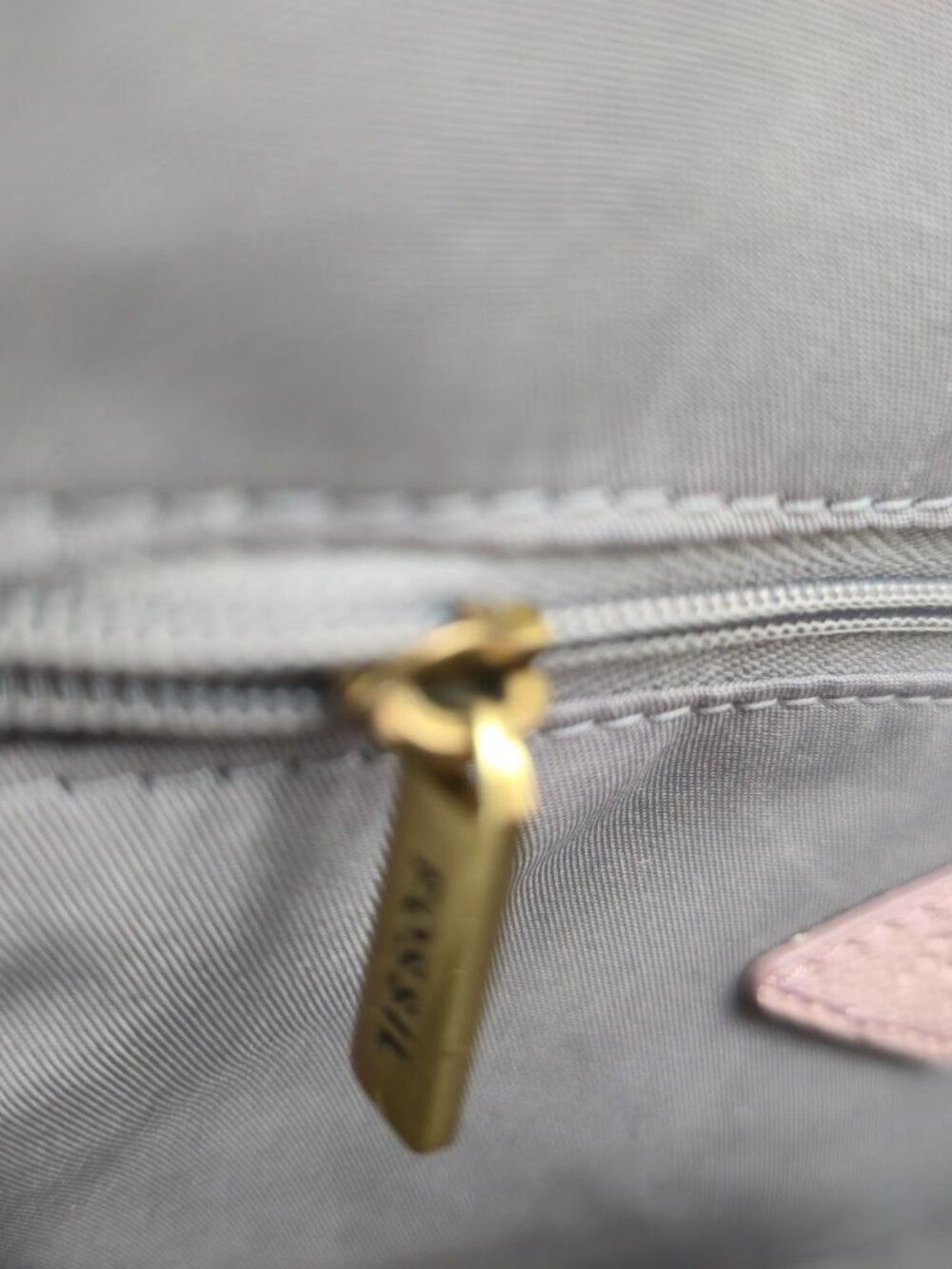 Fossil Sydney Satchel in Powder Pink - Picture 12 of 14